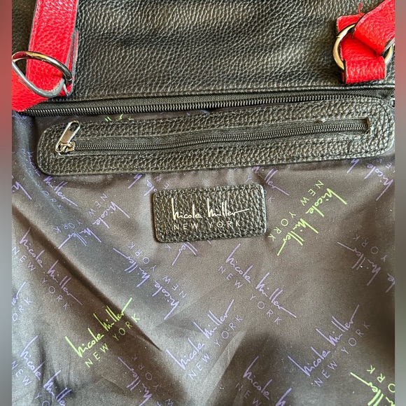 Nicole Miller Crossbody - Picture 4 of 10